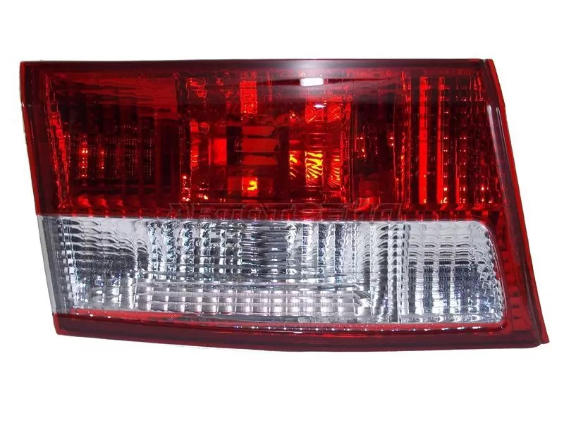 Фонарь в крышку багажника Honda Inspire 03-07 (Слева) (SAT: ST-117-1301L) в Екатеринбурге - Деталь Авто