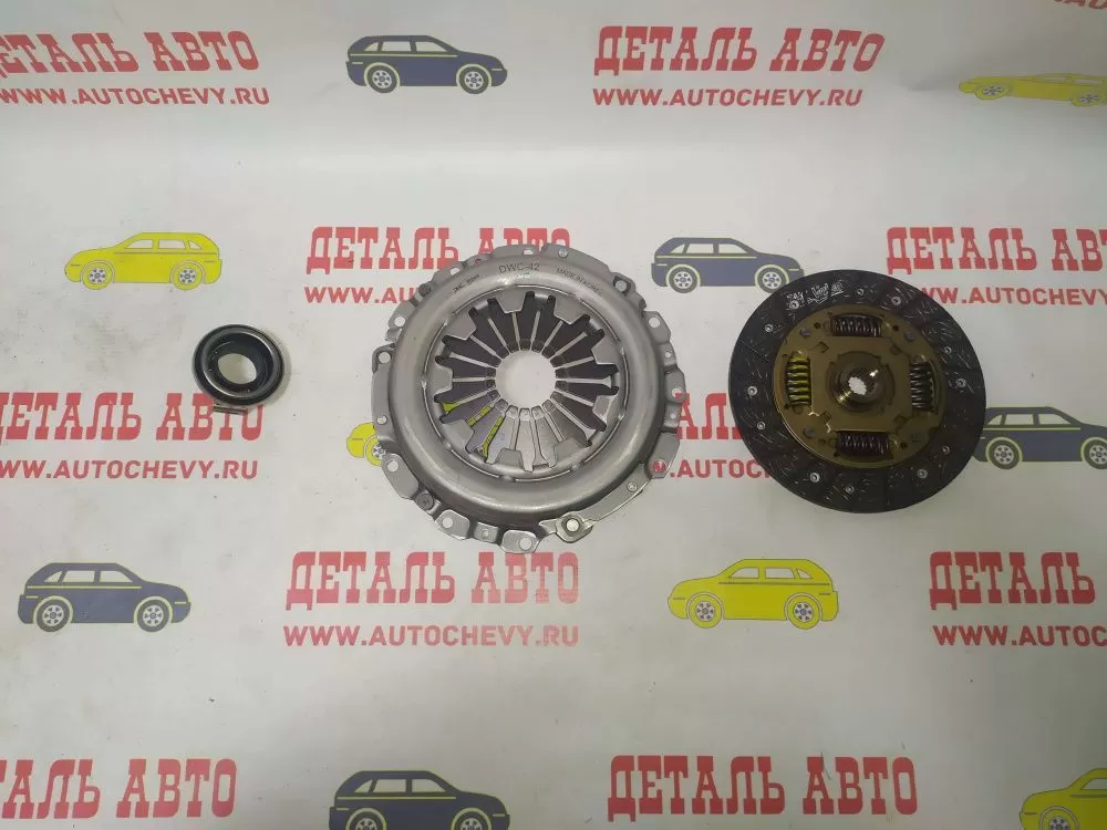 Комплект сцепления Авео 1,2 dohc (VALEO: 828053)