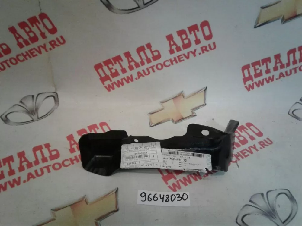 Панель под фару правая вертикальная Авео Т-250 (телевизор) (GM: 96648030)