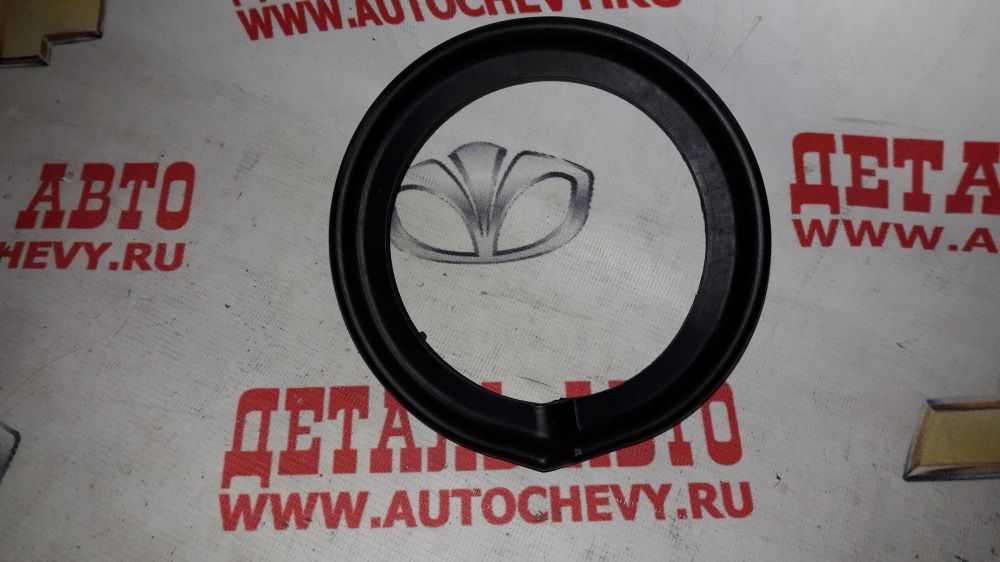 Прокладка передней пружины акцент нижняя (HYUNDAI: 54633-22001)