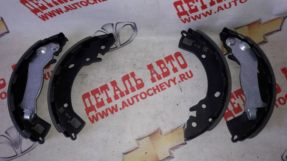 Колодки задние барабанные Солярис с 10-16г. (TRIALLI аналог: 58305-3XA00)