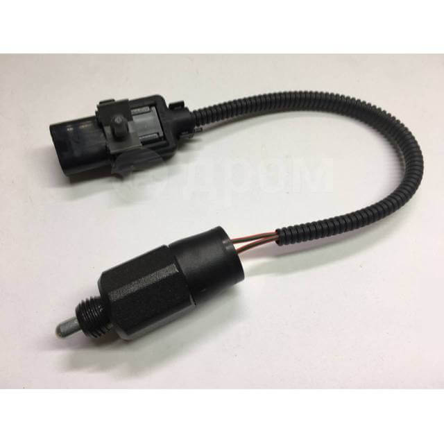 Датчик включения фонаря заднего хода HD65/72/78(Hyundai:9383045003)