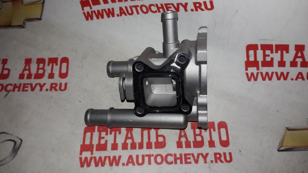 Корпус термостата Авео F16D4 Круз F16D4 F18D4 Орладно F18D4 (UXELENT аналог: 1338402)