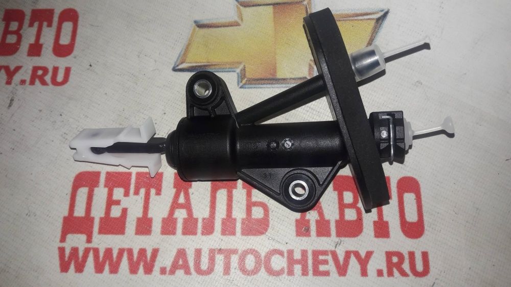 Цилиндр сцепления Авео Т-300 (главный) (GM: 96887800)